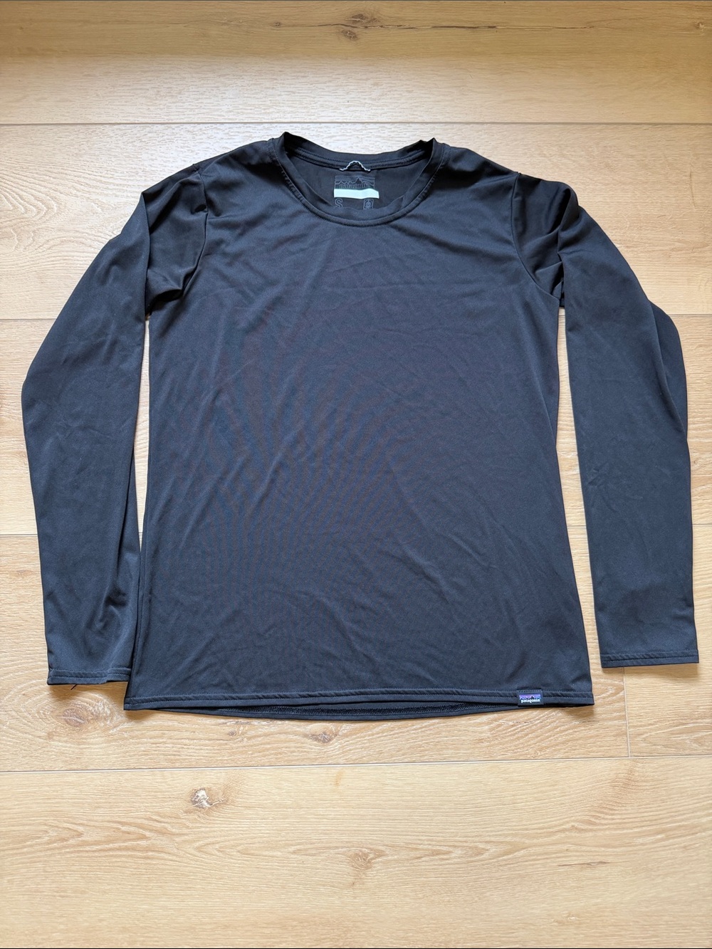 Patagonia Black Long Sleeve Base Layer Shirt